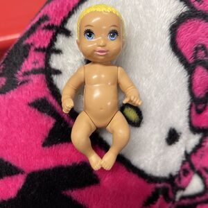 2018 Barbie Babysitter’s Inc Sleepy Baby Story Pack Blonde Baby Doll #FHY80